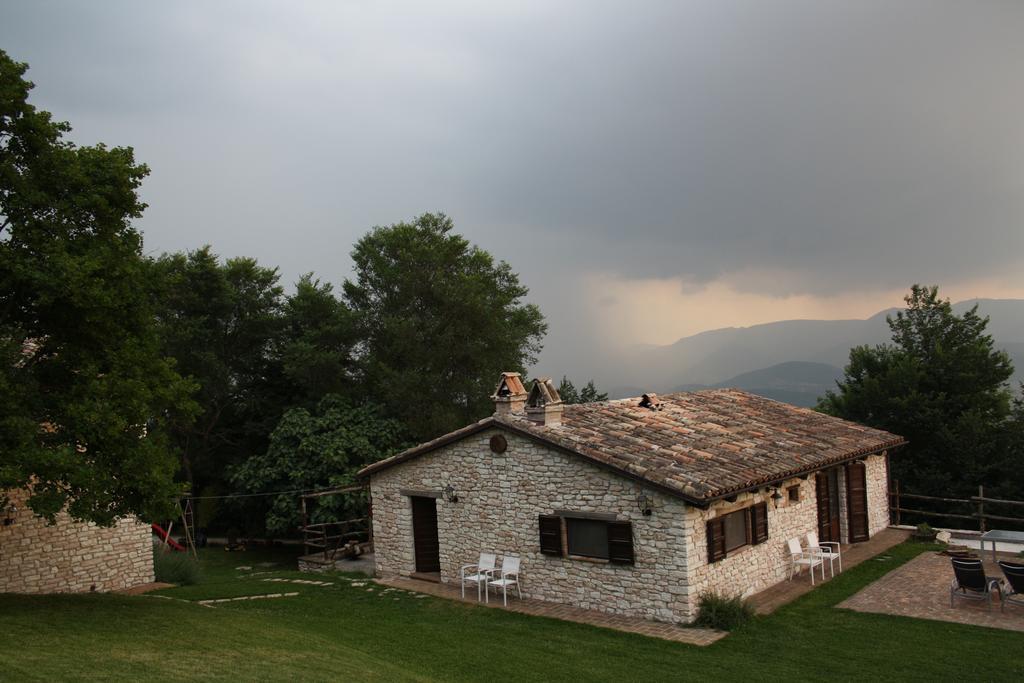 Agriturismo Valdifiori Sassoferrato Εξωτερικό φωτογραφία